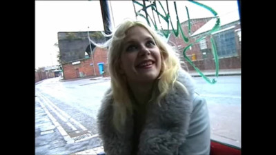 Uk-Flashers featuring siren's amateur smut