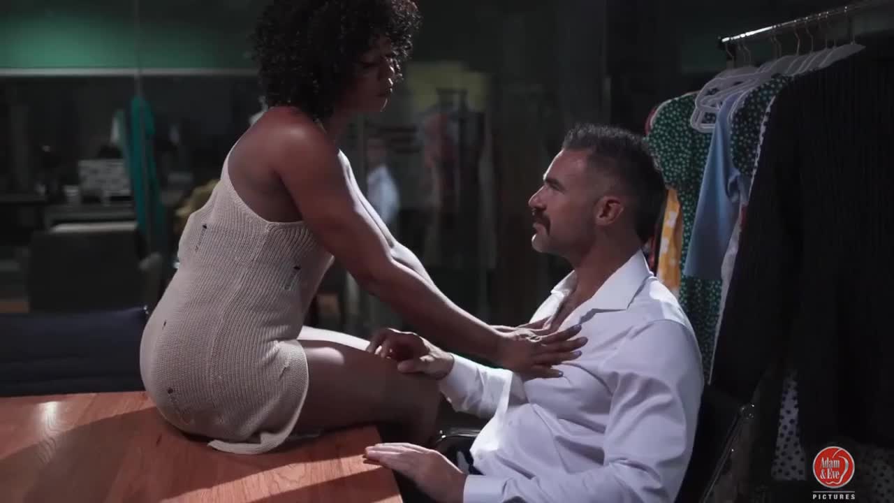 Divine Misty Stone at blowjob scene Free Porn Videos | BestPornHubs.
