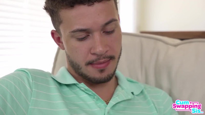 Cum Swapping Sis featuring Braylin Bailey and Molly Little's side fuck dirt