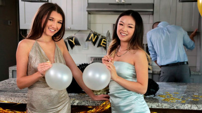 Blowjob smut with mysterious Lulu Chu and Maya Woulfe from My Family Pies