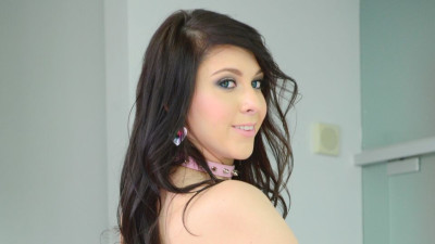 Perv City - brunette action