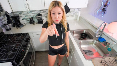 Delicious Paisley Bennett at medium size tits sex