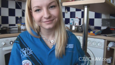Czech Amateurs - missionary sex