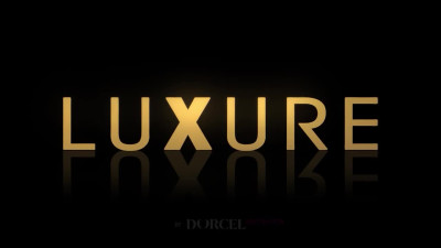 Luxure featuring Alexa Tomas and Cara Saintgermain's threesome video