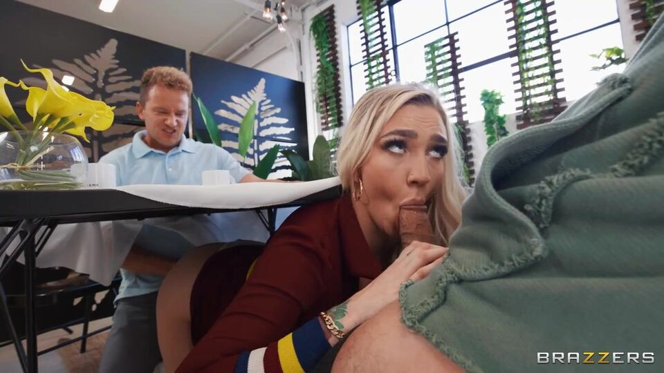 Brazzers Exxtra featuring Kendra Sunderland's blonde porn Free Porn Videos | BestPornHubs.